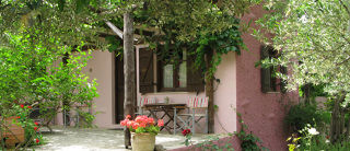 Hotel Viglatoras Traditionals