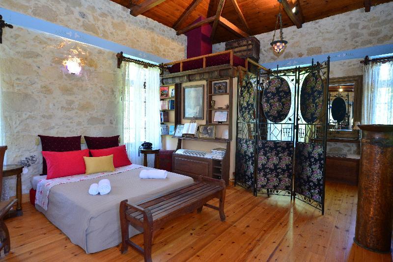 Hotel Viglatoras Traditionals